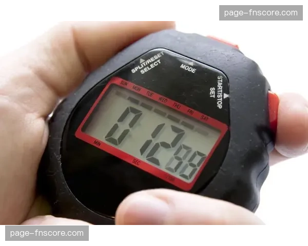 无敌联赛进攻篮板后计时器重置12秒，独特规则提升比赛节奏