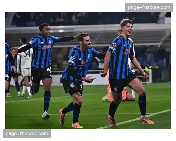 升班马科莫连续爆冷豪门，他们如何成为意甲最大黑马