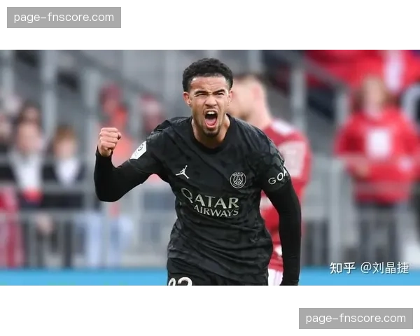 巴黎圣日耳曼小将埃梅里加练视频流出，重点提升转换中的一脚出球